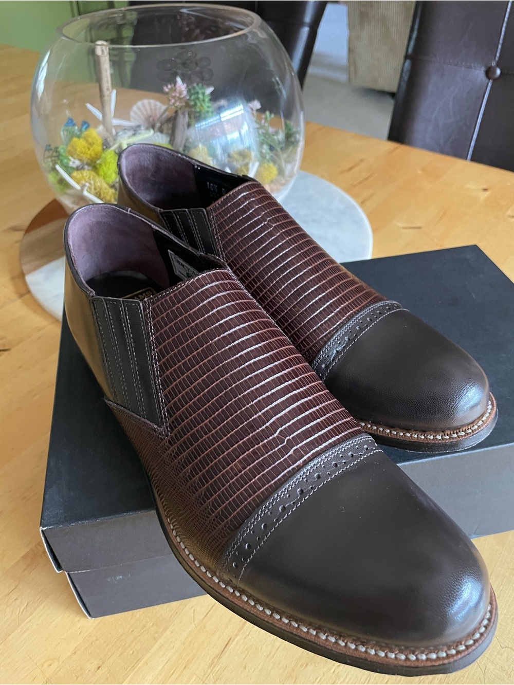 Stacy Adams Brown Textured Leather Slip-On Loafers